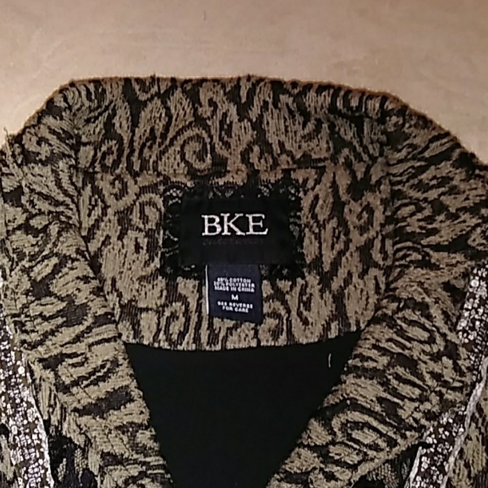 Jacket - Picture 5 of 5